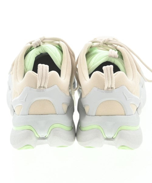 HOKA ONE ONE รองเท้าผ้าใบ