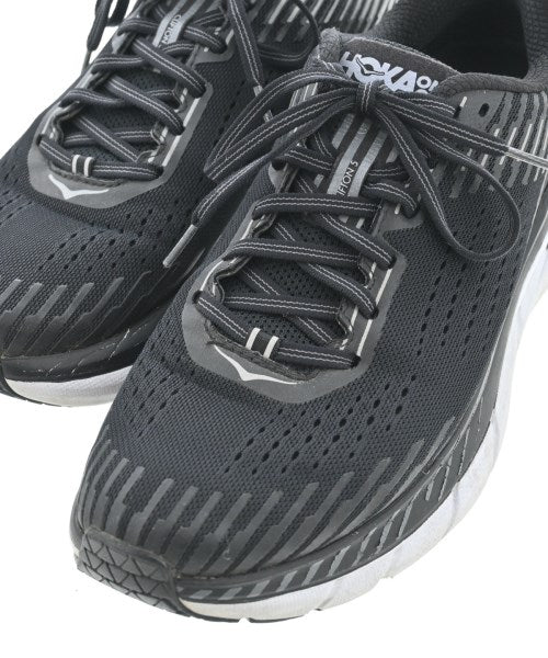 HOKA ONE ONE รองเท้าผ้าใบ