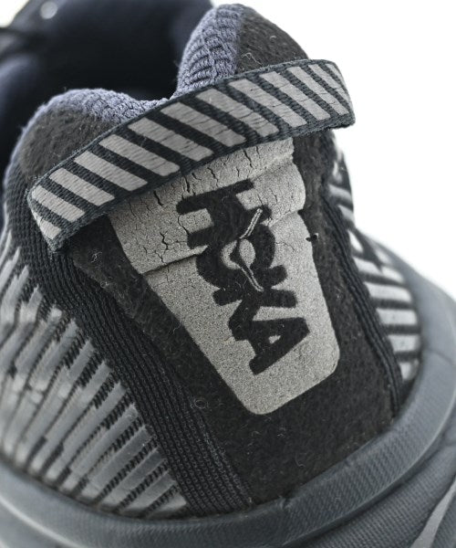 HOKA ONE ONE รองเท้าผ้าใบ