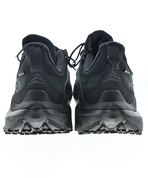HOKA ONE ONE รองเท้าผ้าใบ