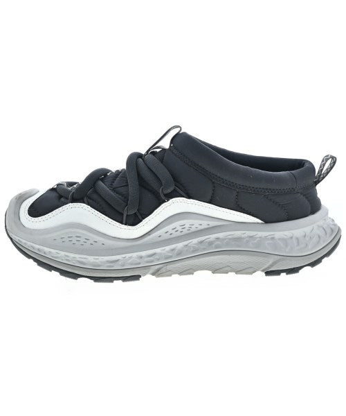 HOKA ONE ONE รองเท้าผ้าใบ