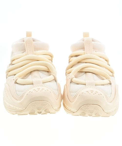 HOKA ONE ONE รองเท้าผ้าใบ