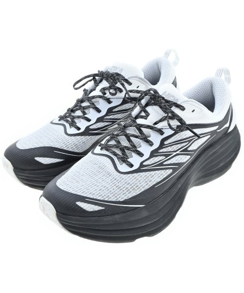 HOKA ONE ONE รองเท้าผ้าใบ