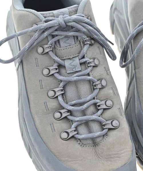 HOKA ONE ONE รองเท้าผ้าใบ