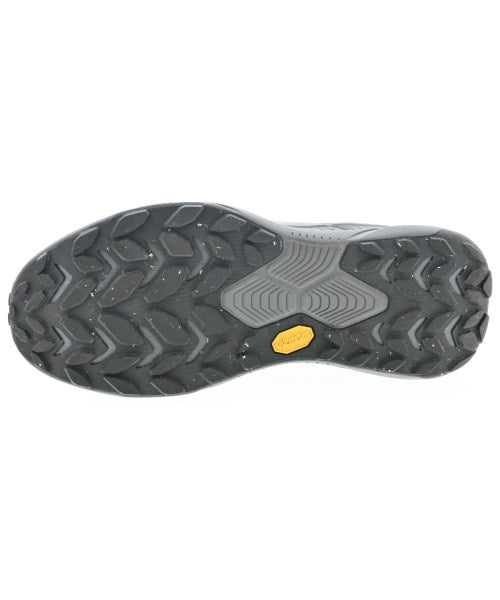HOKA ONE ONE รองเท้าผ้าใบ