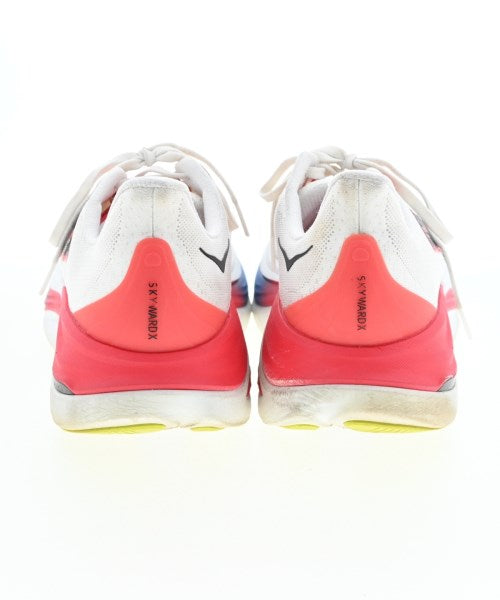 HOKA ONE ONE รองเท้าผ้าใบ