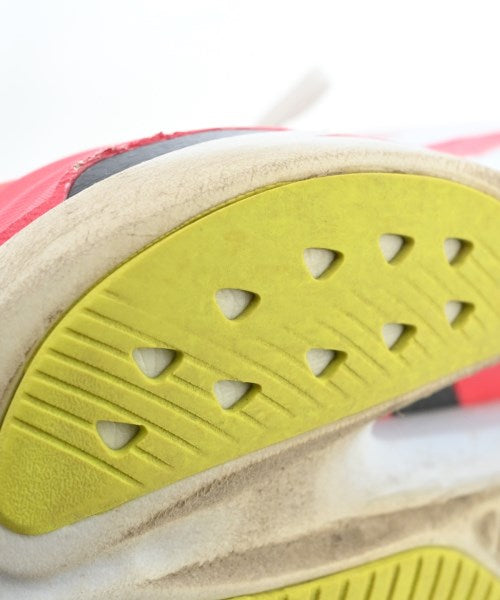 HOKA ONE ONE รองเท้าผ้าใบ