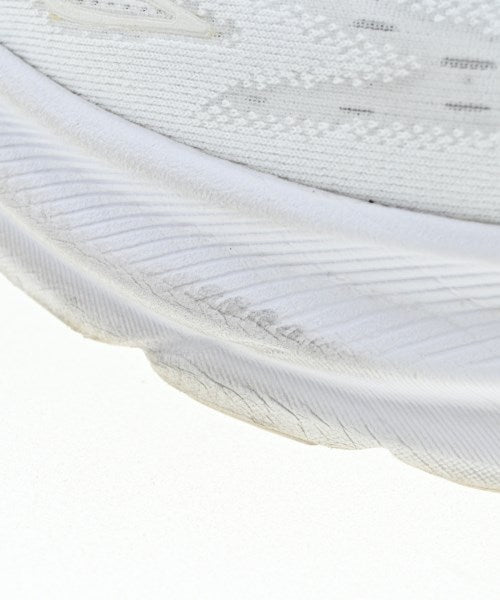 HOKA ONE ONE รองเท้าผ้าใบ