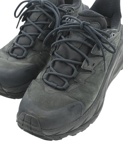 HOKA ONE ONE รองเท้าผ้าใบ
