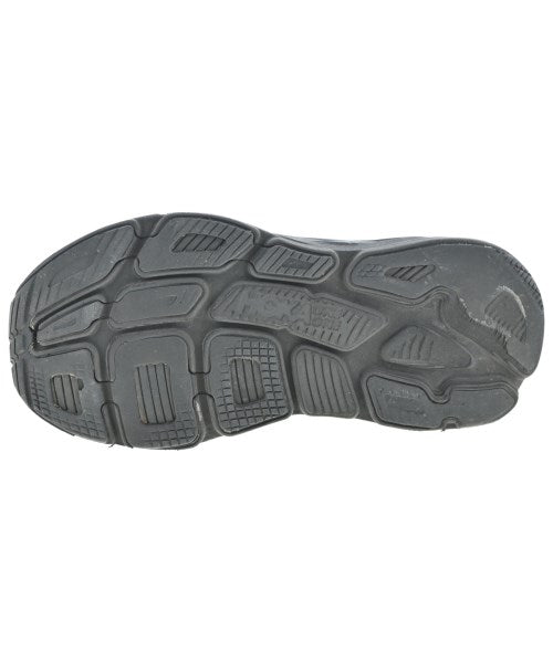 HOKA ONE ONE รองเท้าผ้าใบ