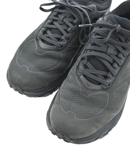HOKA ONE ONE รองเท้าผ้าใบ