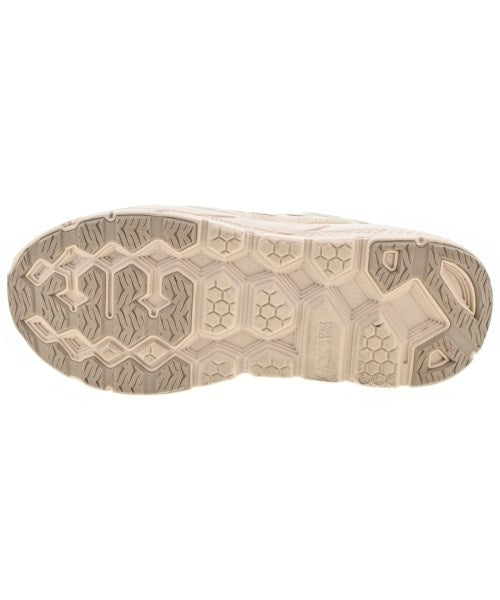 HOKA ONE ONE รองเท้าผ้าใบ