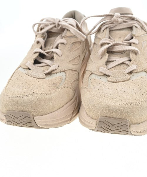 HOKA ONE ONE รองเท้าผ้าใบ