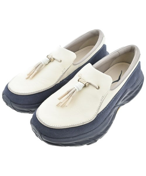HOKA ONE ONE รองเท้าผ้าใบ