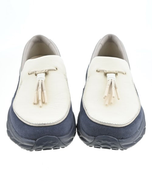 HOKA ONE ONE รองเท้าผ้าใบ