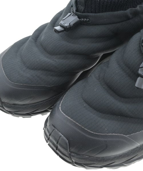 HOKA ONE ONE รองเท้าผ้าใบ