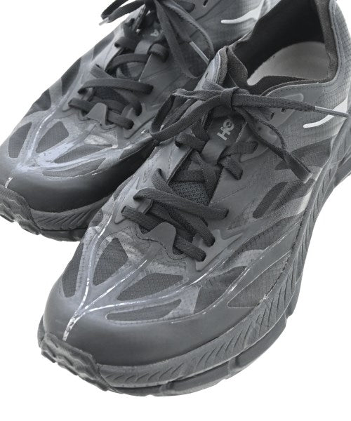 HOKA ONE ONE รองเท้าผ้าใบ