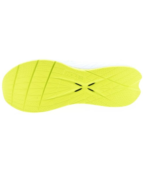 HOKA ONE ONE รองเท้าผ้าใบ