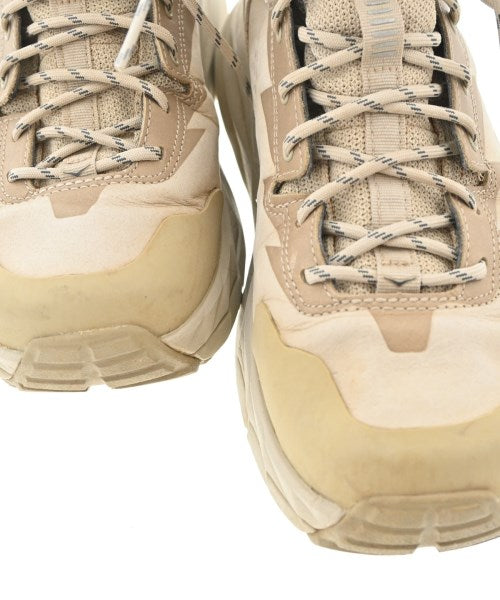 HOKA ONE ONE รองเท้าผ้าใบ