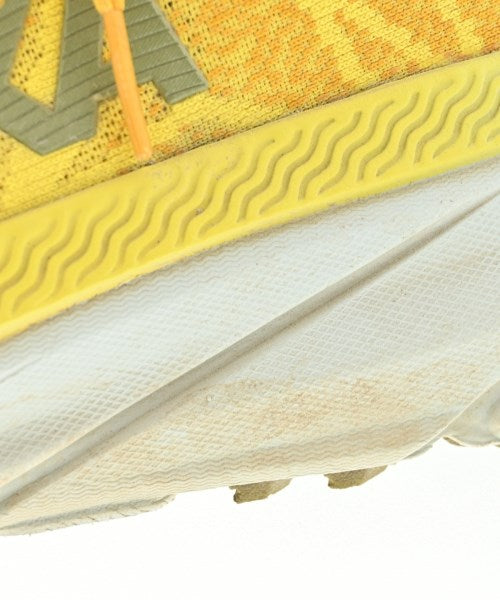 HOKA ONE ONE รองเท้าผ้าใบ