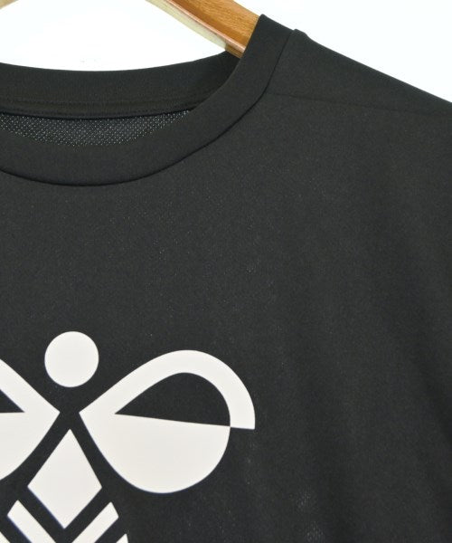 hummel เสื้อยืด/เสื้อท็อปส์