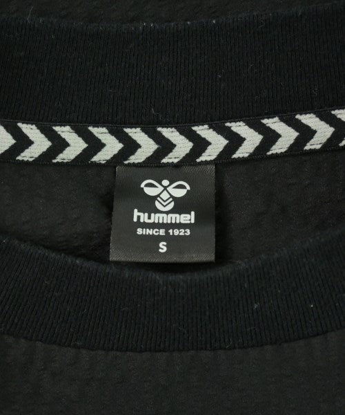 hummel เสื้อยืด/เสื้อท็อปส์