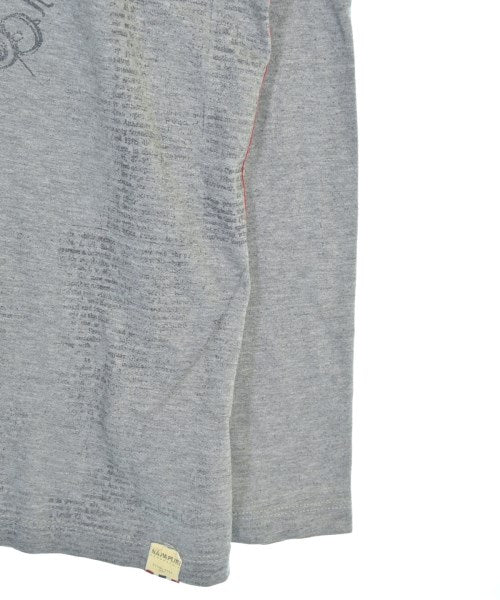 NAPAPIJRI เสื้อยืด/เสื้อท็อปส์