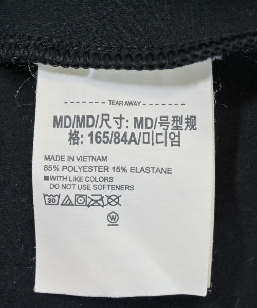 UNDER ARMOUR เสื้อยืด/เสื้อท็อปส์