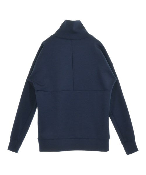 UNDER ARMOUR เสื้อยืด/เสื้อท็อปส์