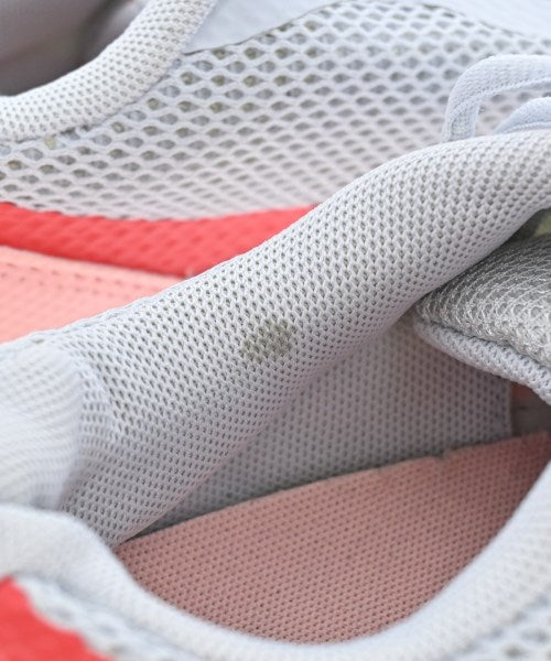 UNDER ARMOUR รองเท้าผ้าใบ