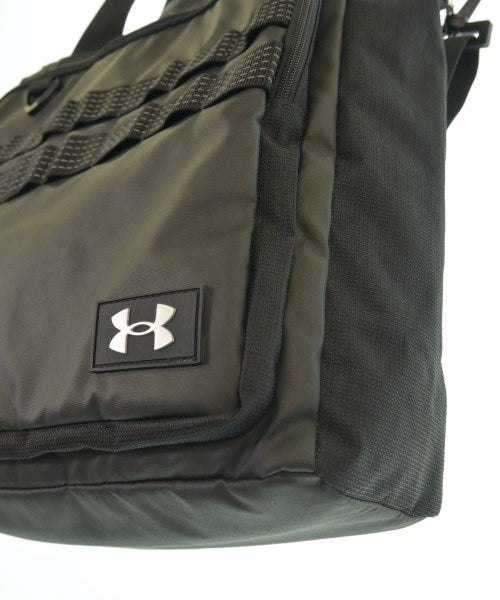UNDER ARMOUR กระเป๋าถือขนาดใหญ่