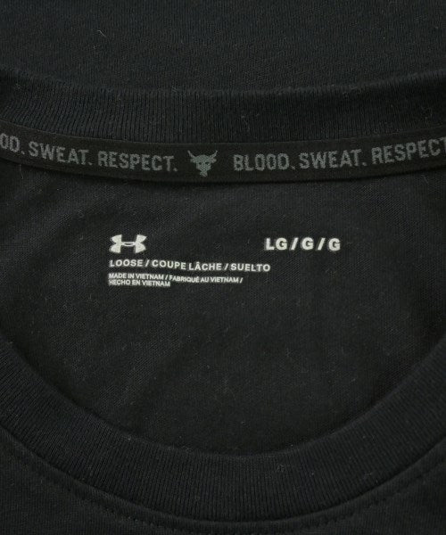 UNDER ARMOUR เสื้อยืด/เสื้อท็อปส์