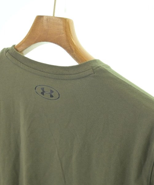 UNDER ARMOUR เสื้อยืด/เสื้อท็อปส์