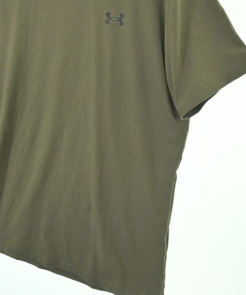 UNDER ARMOUR เสื้อยืด/เสื้อท็อปส์