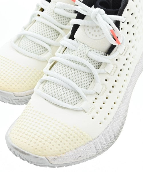 UNDER ARMOUR รองเท้าผ้าใบ