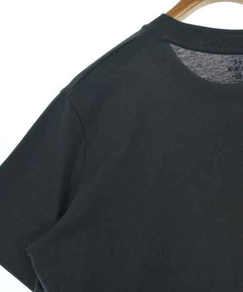 UNDER ARMOUR เสื้อยืด/เสื้อท็อปส์