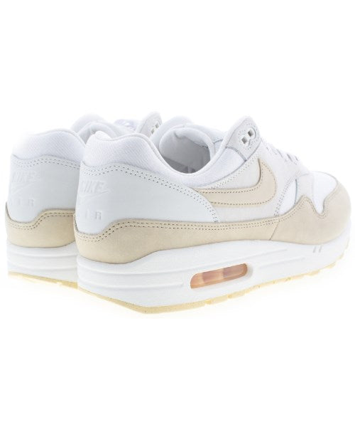 NIKE รองเท้าผ้าใบ