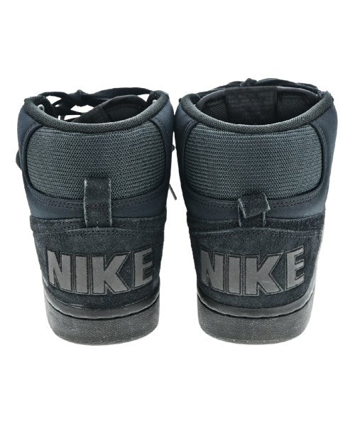NIKE รองเท้าผ้าใบ