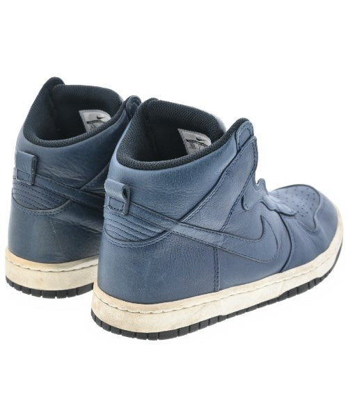 NIKE รองเท้าผ้าใบ