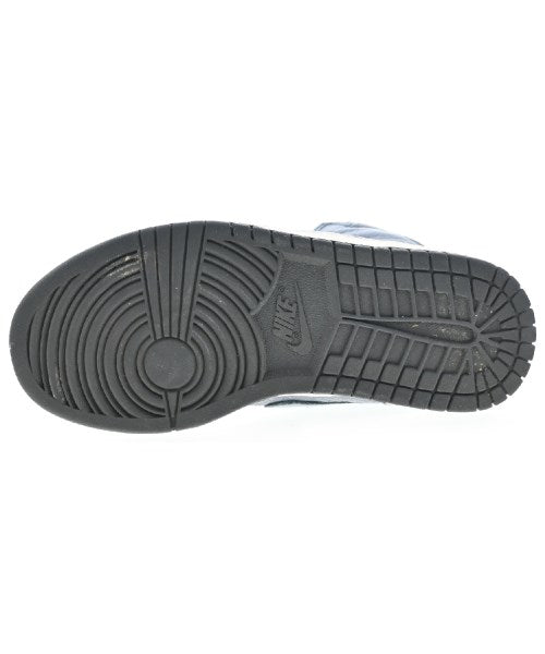 NIKE รองเท้าผ้าใบ