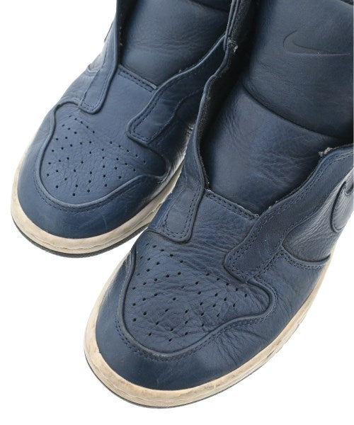 NIKE รองเท้าผ้าใบ