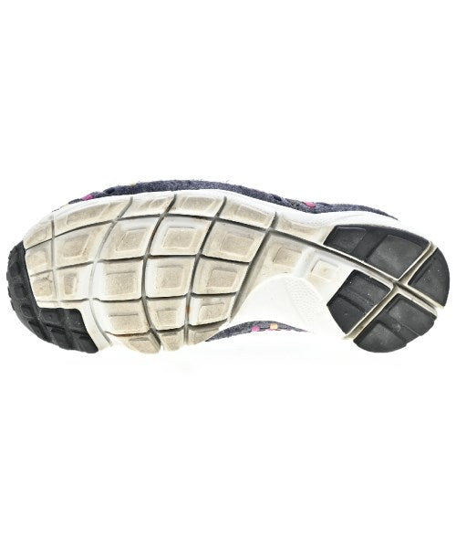 NIKE รองเท้าผ้าใบ
