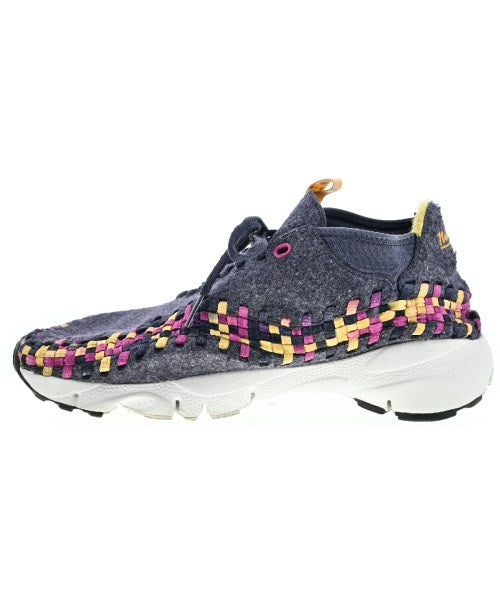 NIKE รองเท้าผ้าใบ