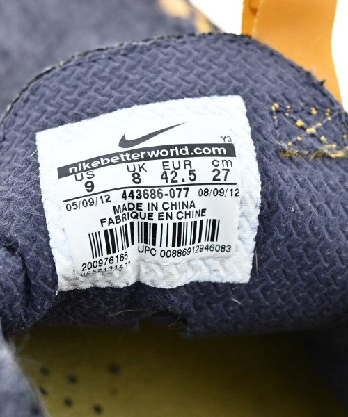 NIKE รองเท้าผ้าใบ