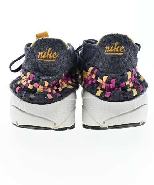 NIKE รองเท้าผ้าใบ