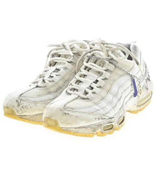 NIKE รองเท้าผ้าใบ