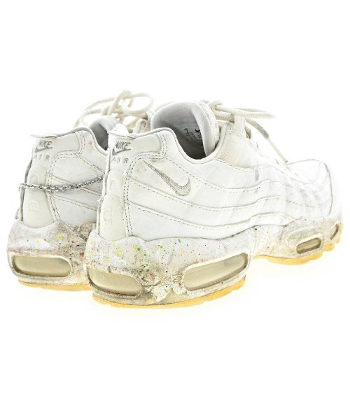 NIKE รองเท้าผ้าใบ