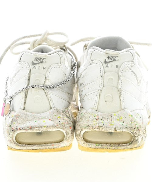 NIKE รองเท้าผ้าใบ