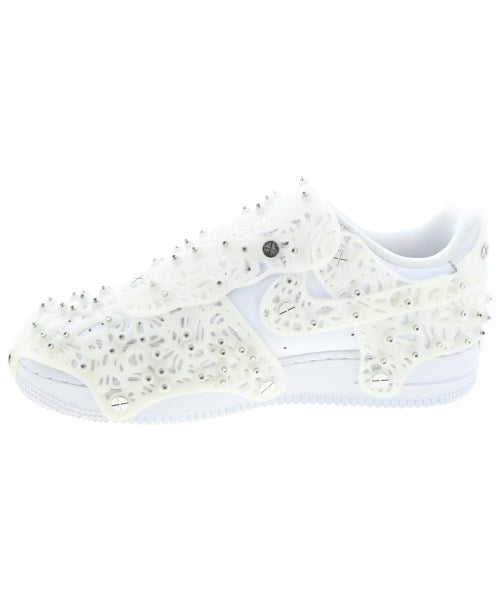 NIKE รองเท้าผ้าใบ