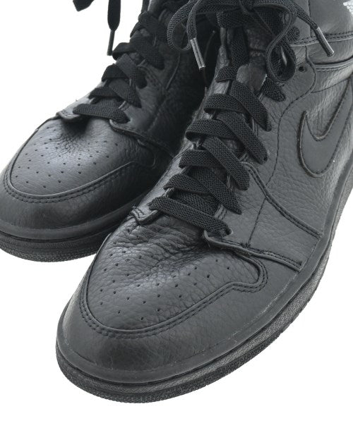 NIKE รองเท้าผ้าใบ